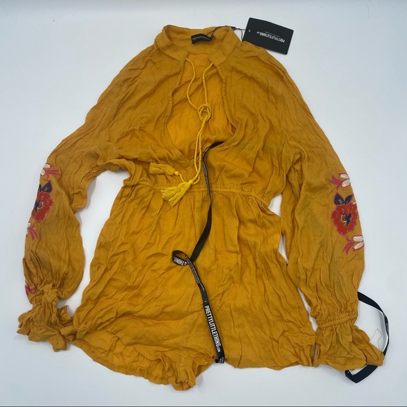 New Pretty Little Thing Embroidered Romper Medium - Picture 5 of 6